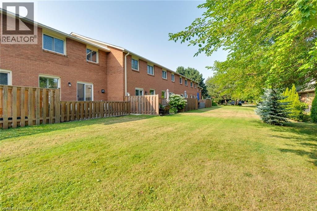 Photo 39 of 1205 Lambs Court Unit 7, Burlington ON