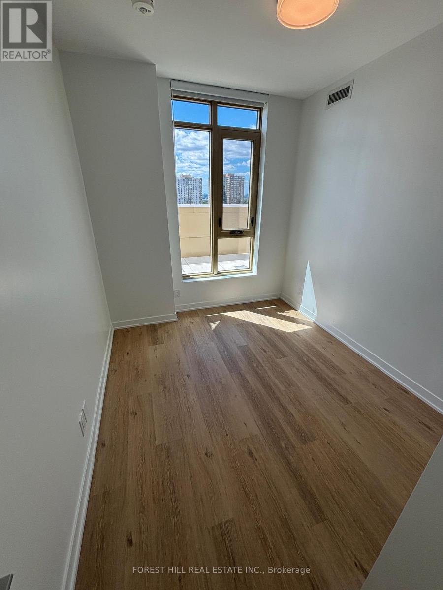 Photo 7 of 616 9 Croham Road, Toronto ON
