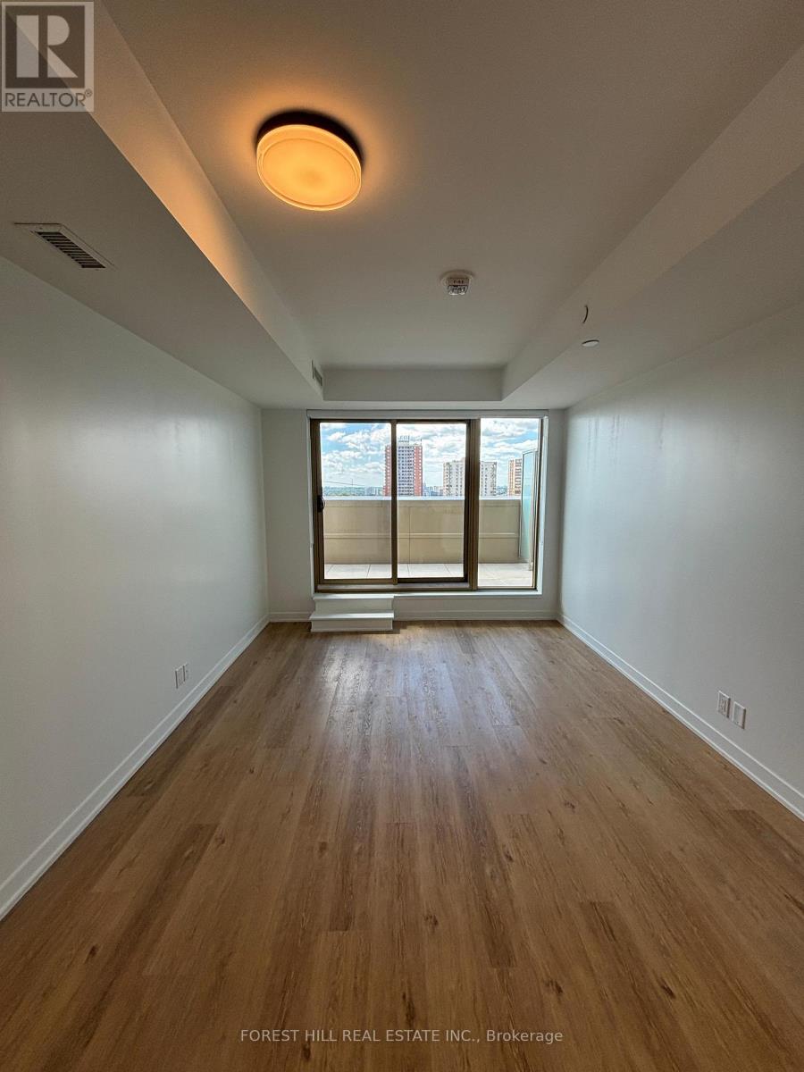 Photo 11 of 616 9 Croham Road, Toronto ON