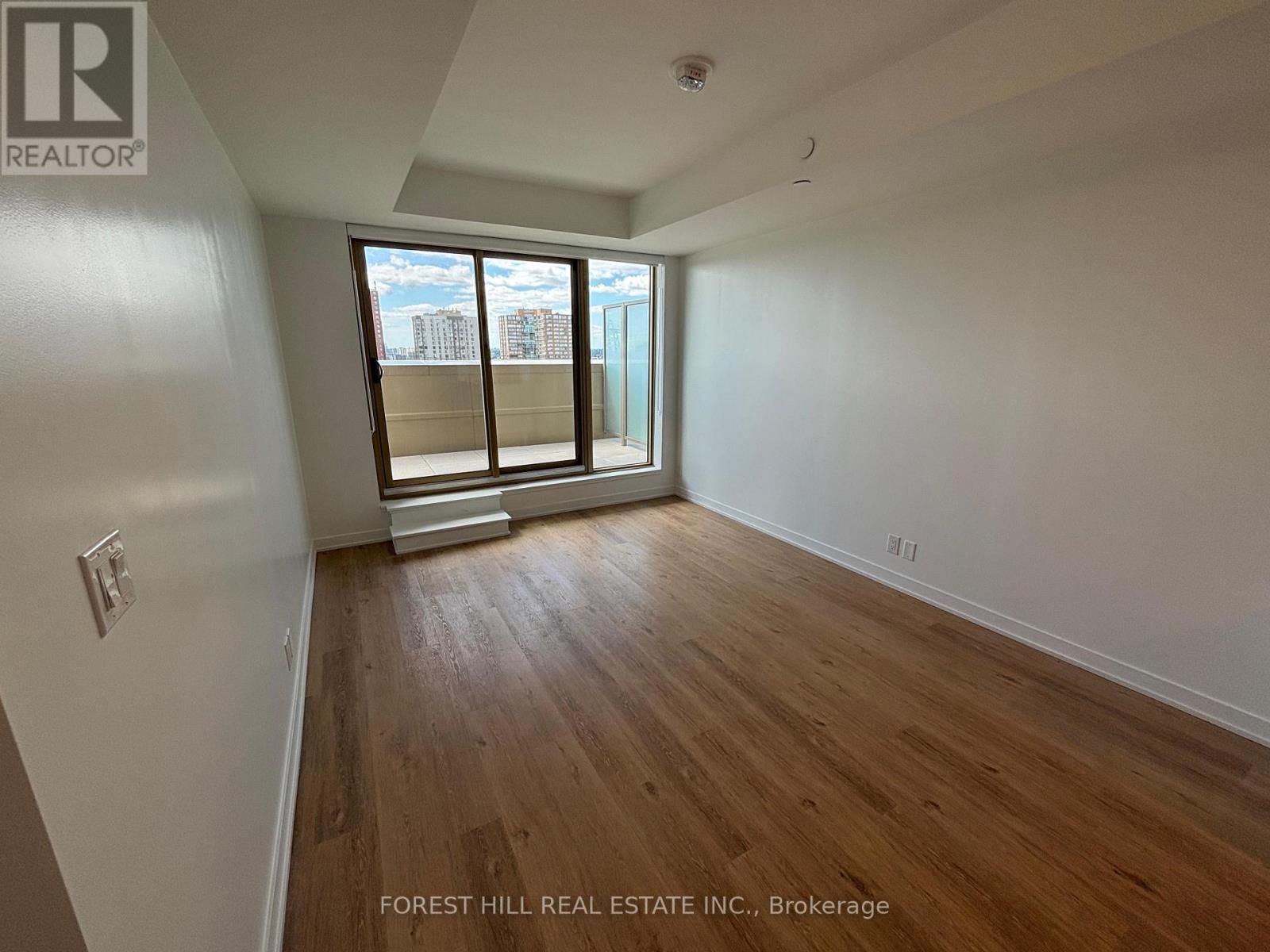 Photo 26 of 616 9 Croham Road, Toronto ON