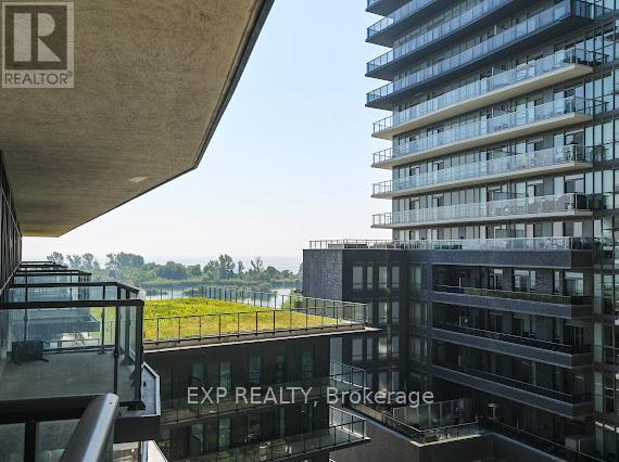 Photo 14 of 602 39 Annie Craig Drive, Toronto ON
