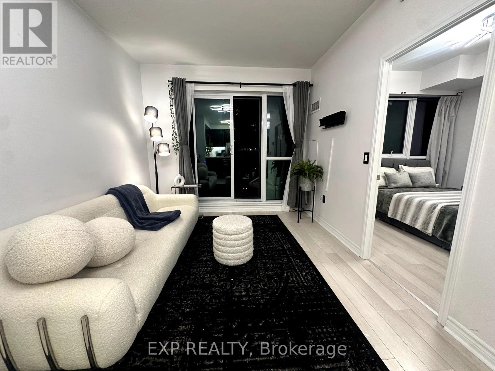 Photo 16 of 602 39 Annie Craig Drive, Toronto ON