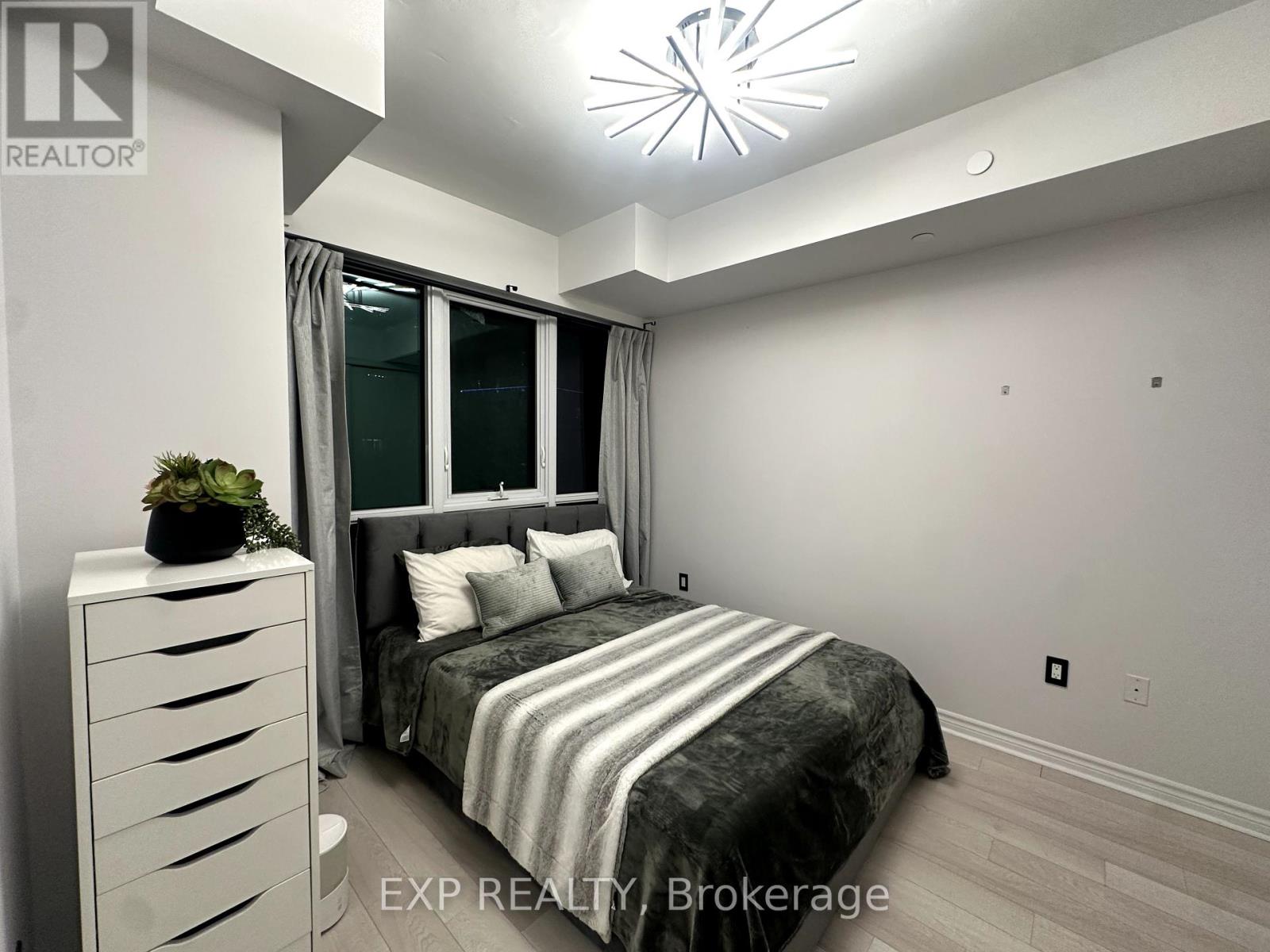 Photo 1 of 602 39 Annie Craig Drive, Toronto ON