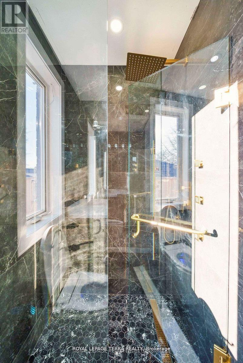 Photo 9 of 309 Ranee Avenue, Toronto ON