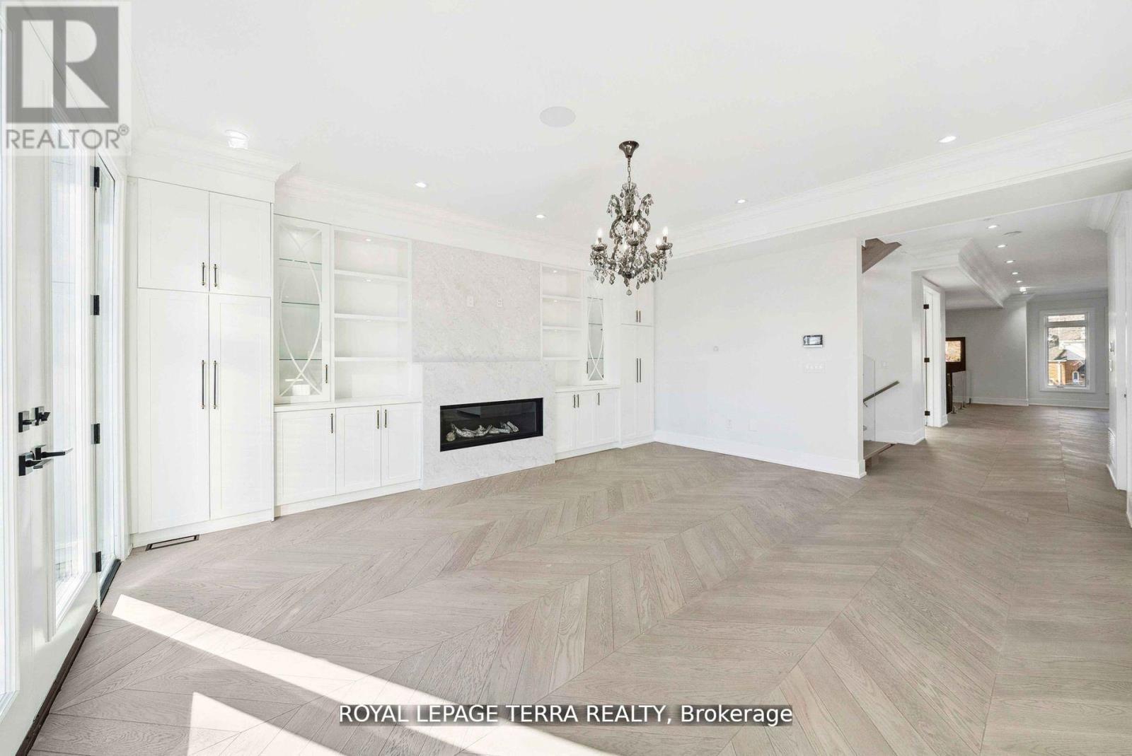 Photo 14 of 309 Ranee Avenue, Toronto ON