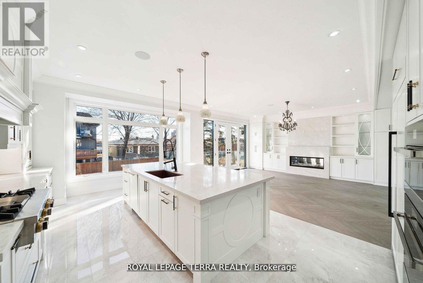 Photo 29 of 309 Ranee Avenue, Toronto ON