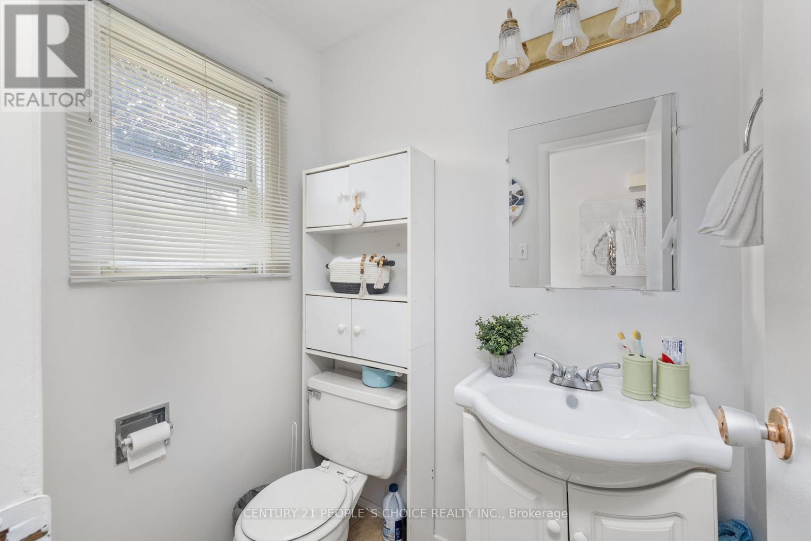 Photo 13 of 23 3500 Glen Erin Drive, Mississauga ON