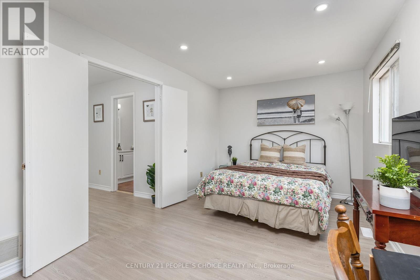 Photo 27 of 23 3500 Glen Erin Drive, Mississauga ON