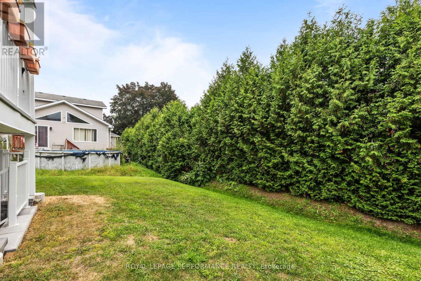 Photo 9 of 1 C 75 Lapointe Boulevard, Russell ON