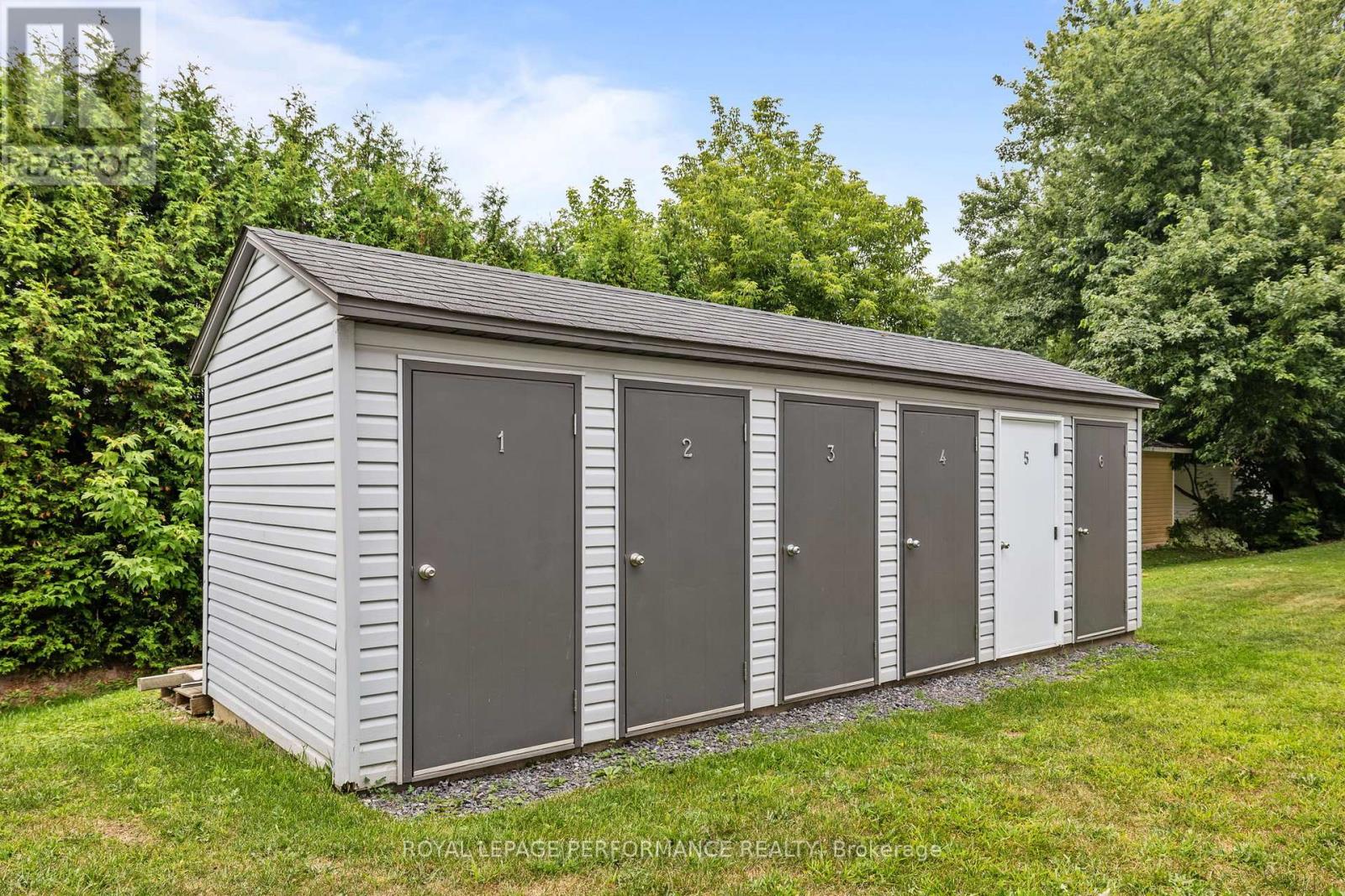 Photo 28 of 1 C 75 Lapointe Boulevard, Russell ON