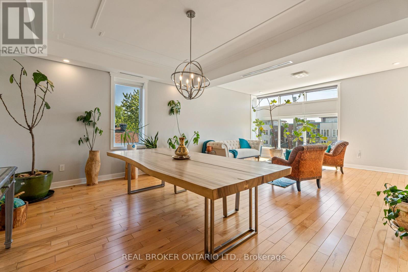 Photo 36 of 69 Donald Street, Ottawa ON