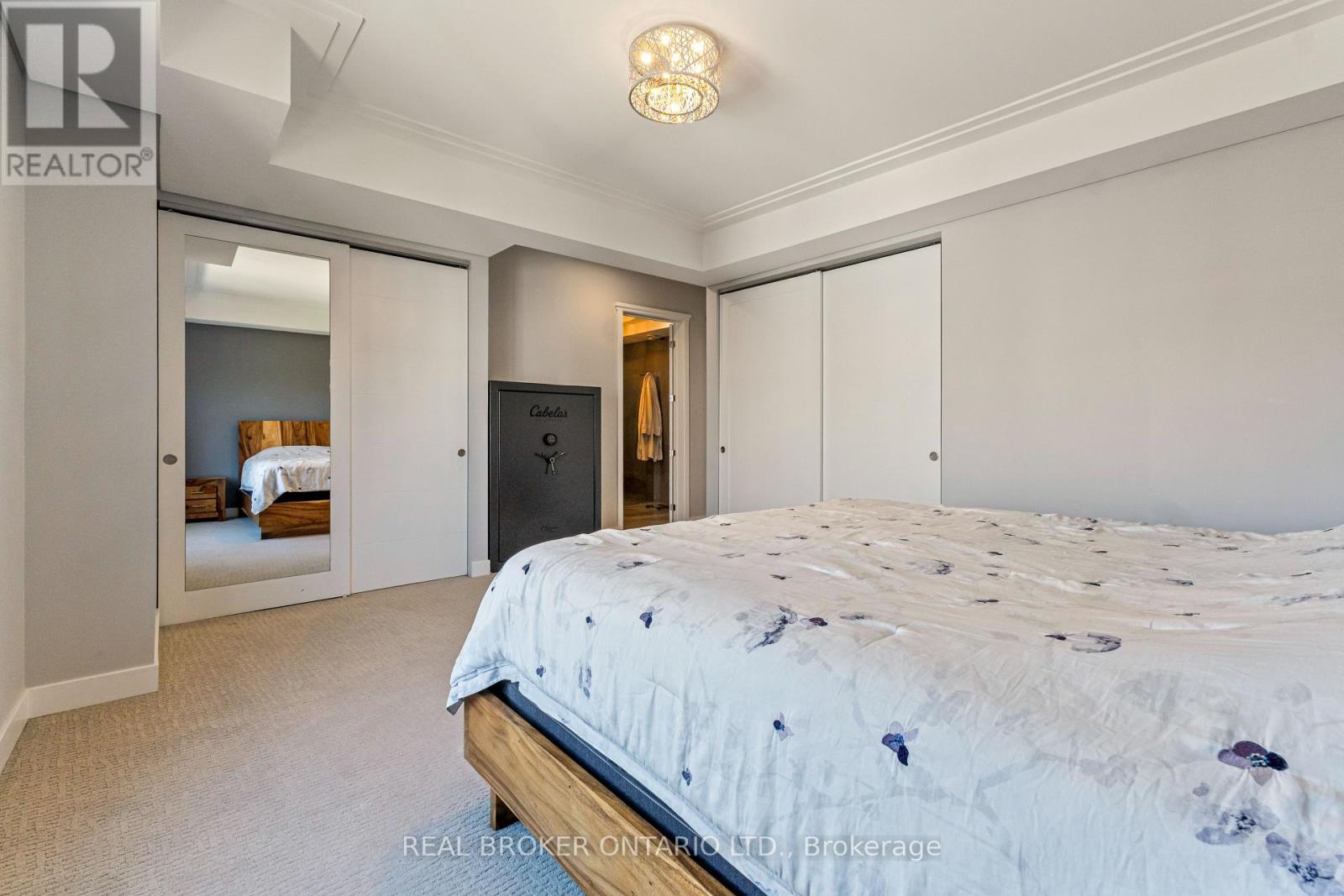 Photo 24 of 69 Donald Street, Ottawa ON
