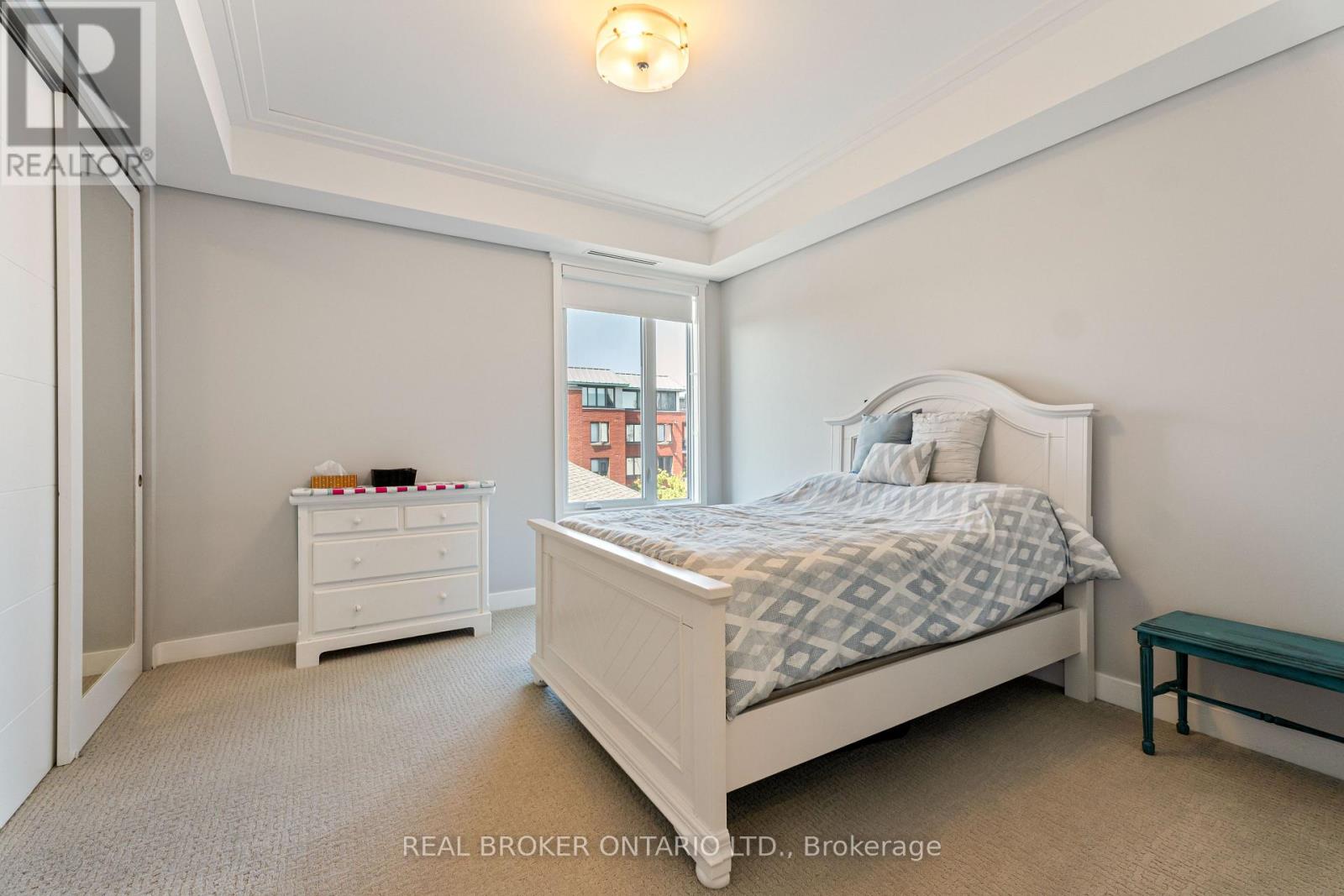 Photo 6 of 69 Donald Street, Ottawa ON