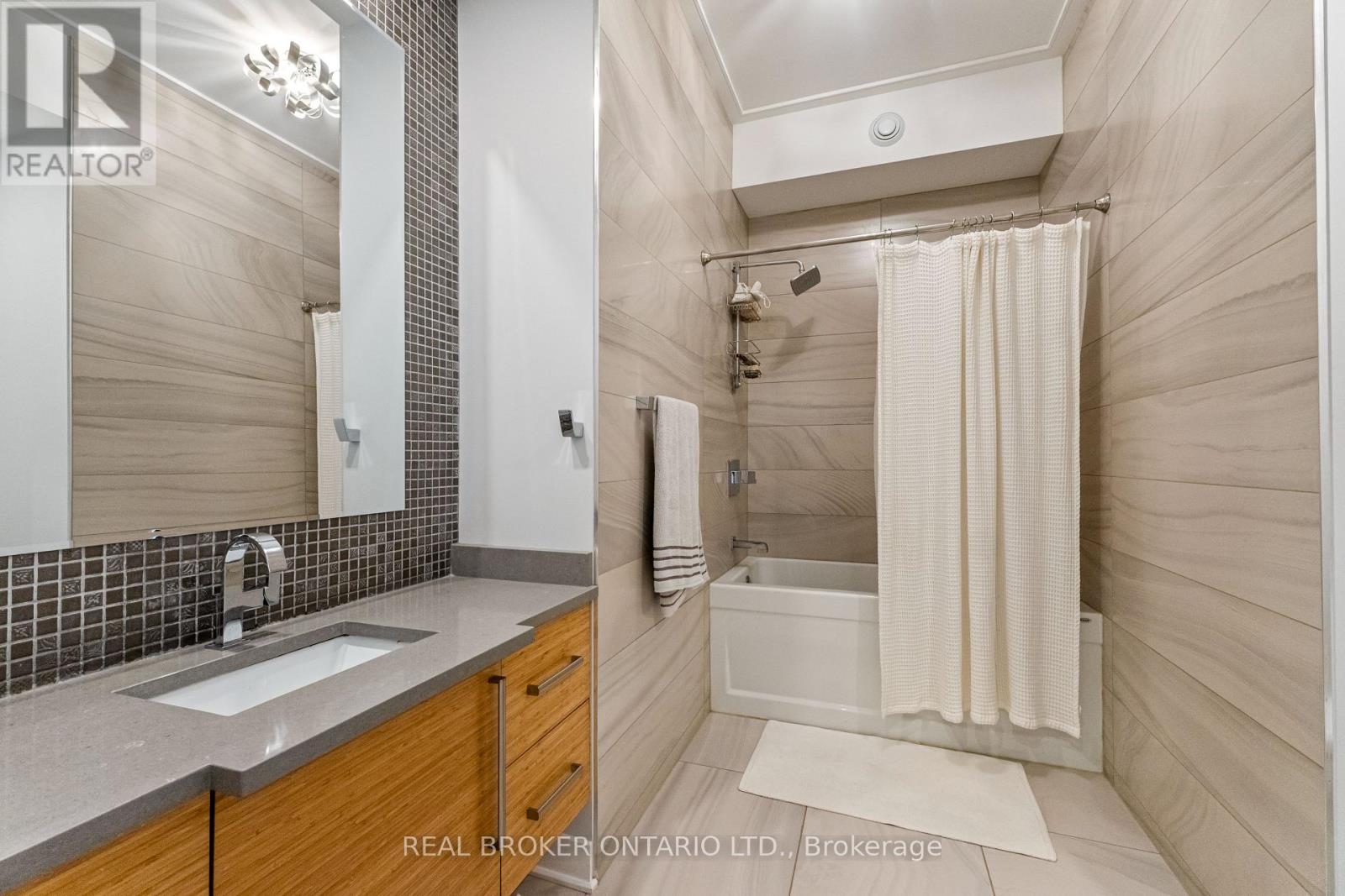 Photo 44 of 69 Donald Street, Ottawa ON