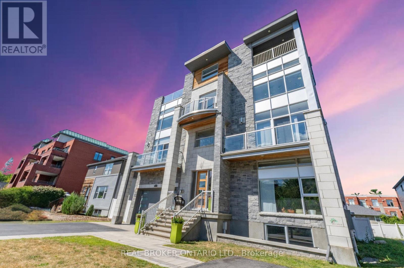 Photo 32 of 69 Donald Street, Ottawa ON