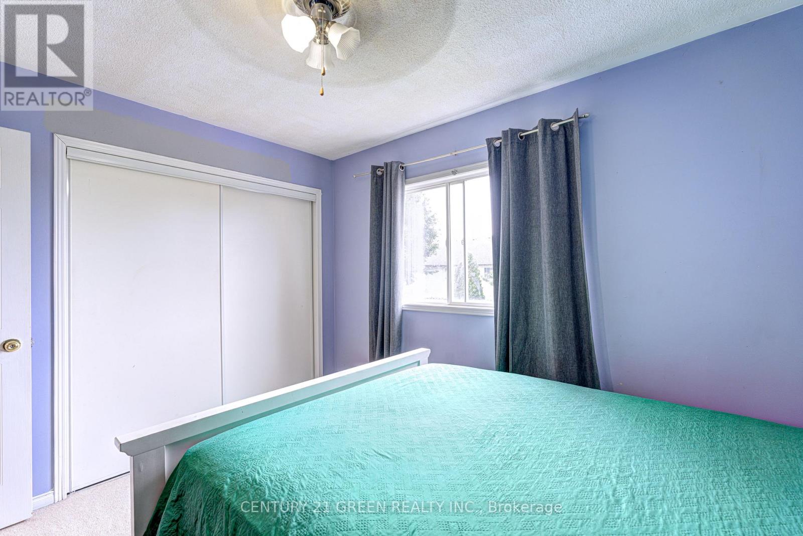 Photo 17 of 3 Desert Sand Drive, Brampton ON