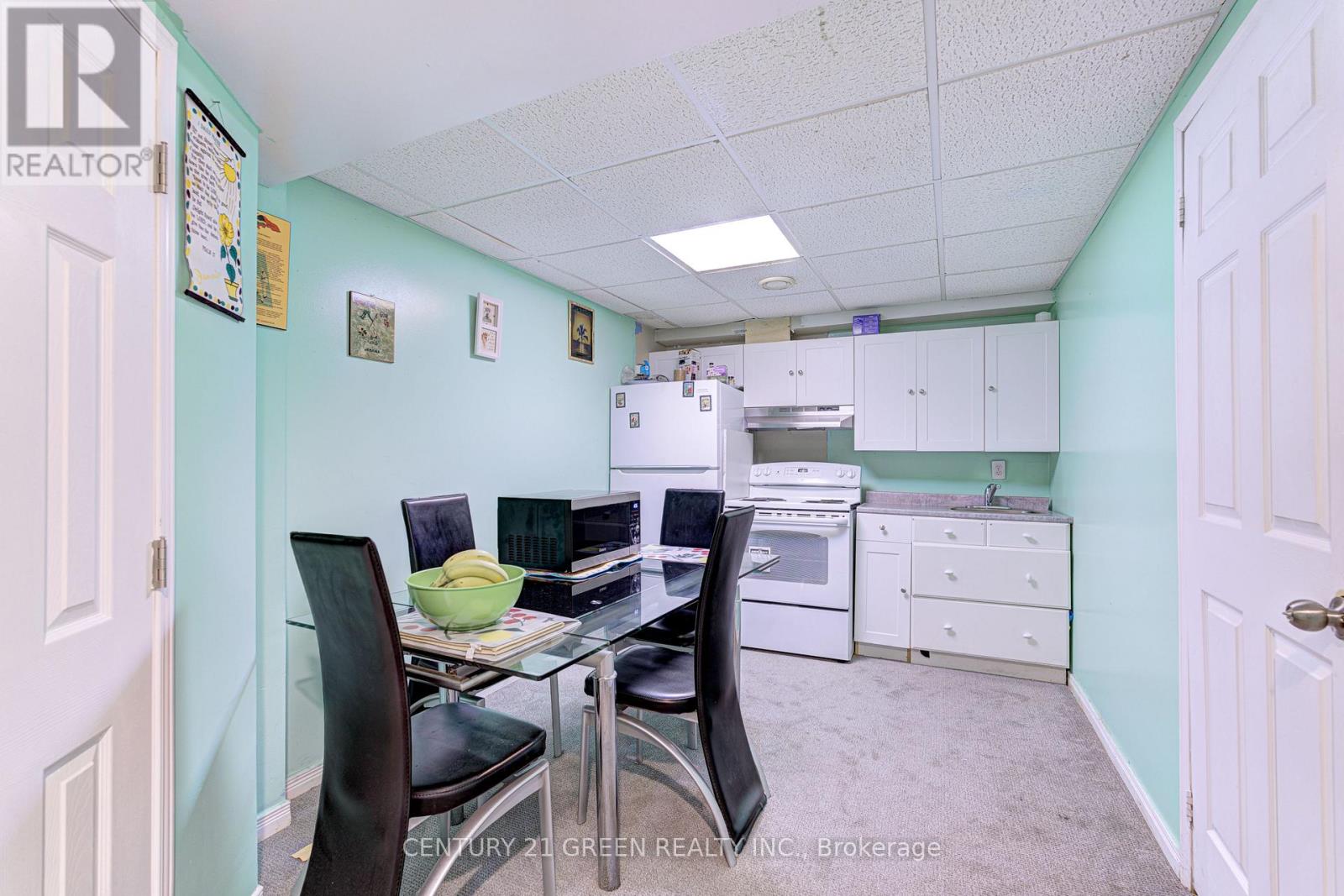 Photo 21 of 3 Desert Sand Drive, Brampton ON