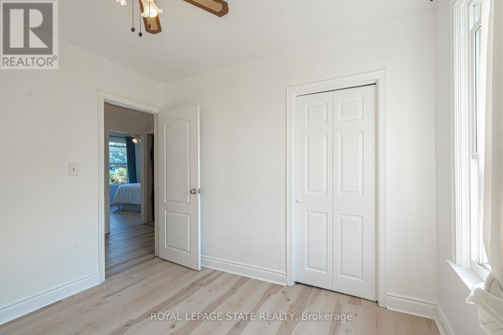Photo 21 of 36 Spadina Avenue, Hamilton ON