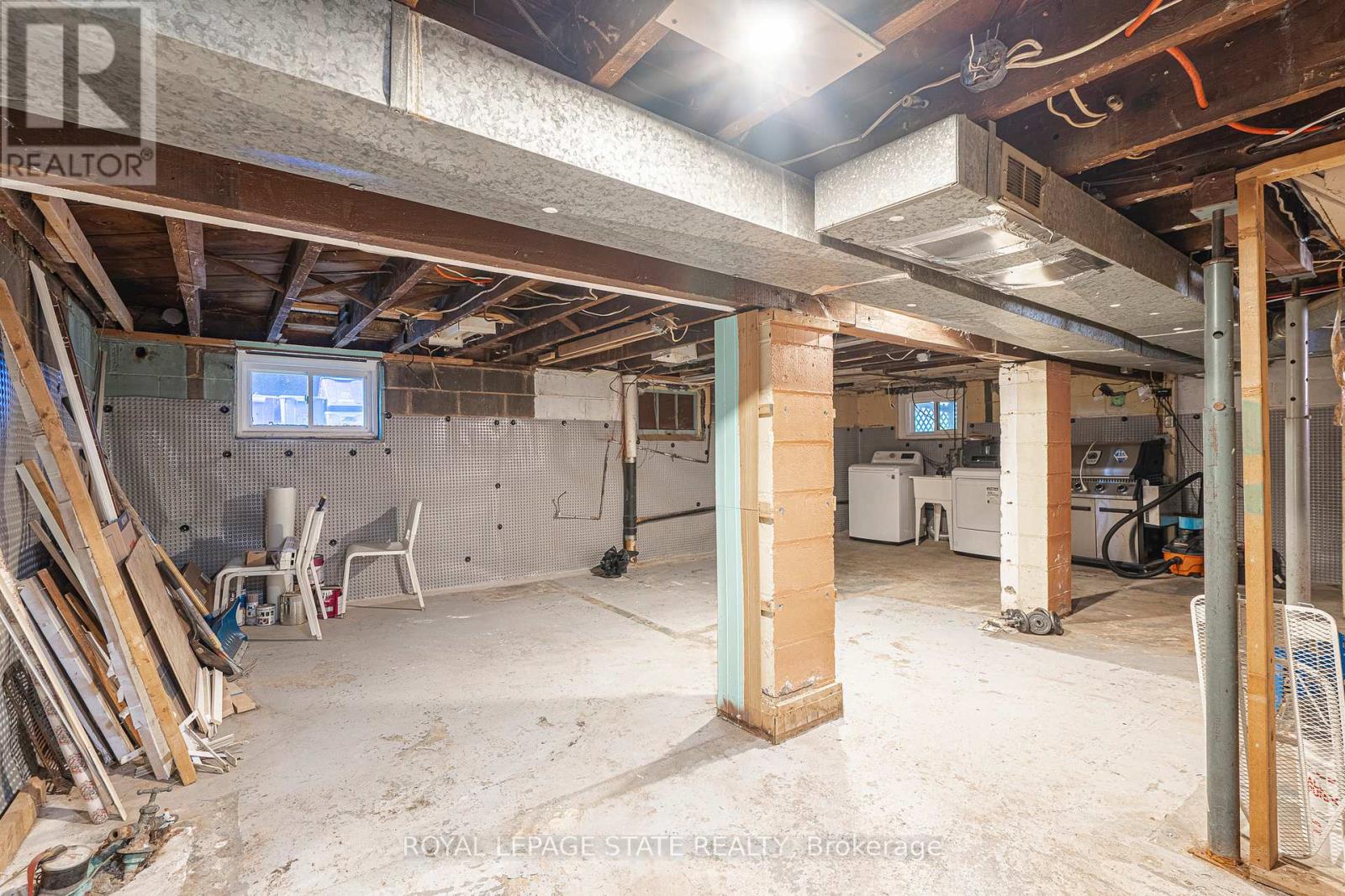 Photo 7 of 36 Spadina Avenue, Hamilton ON
