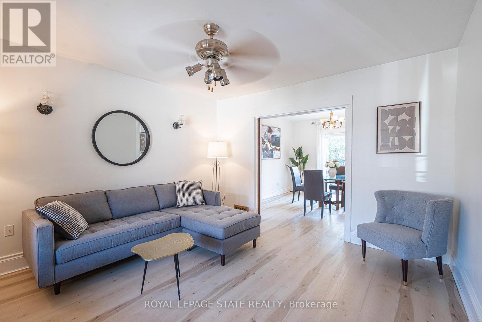 Photo 34 of 36 Spadina Avenue, Hamilton ON