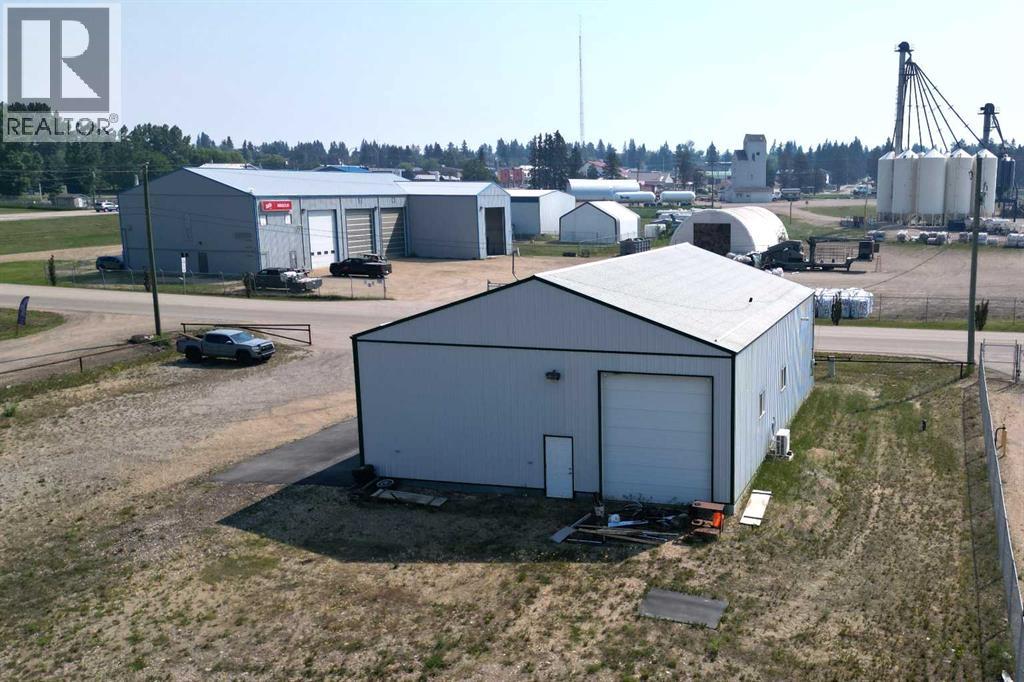 Photo 23 of 4806 52nd Street, Bentley AB