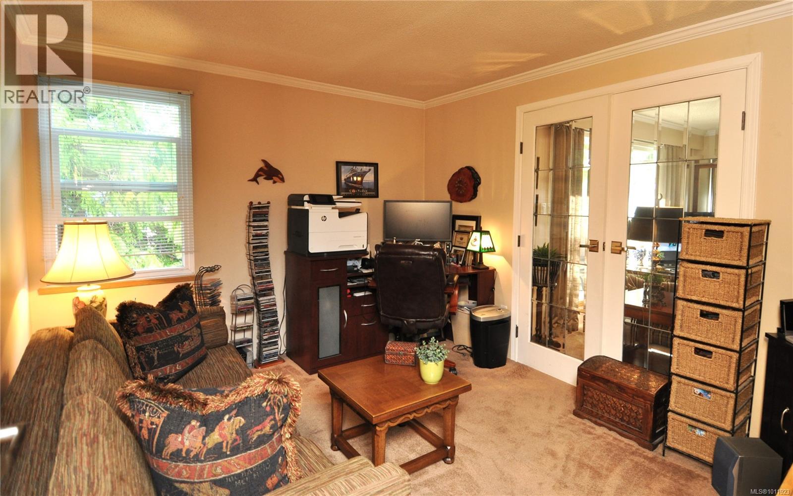 Photo 11 of 303 1068 Tolmie Ave, Saanich BC