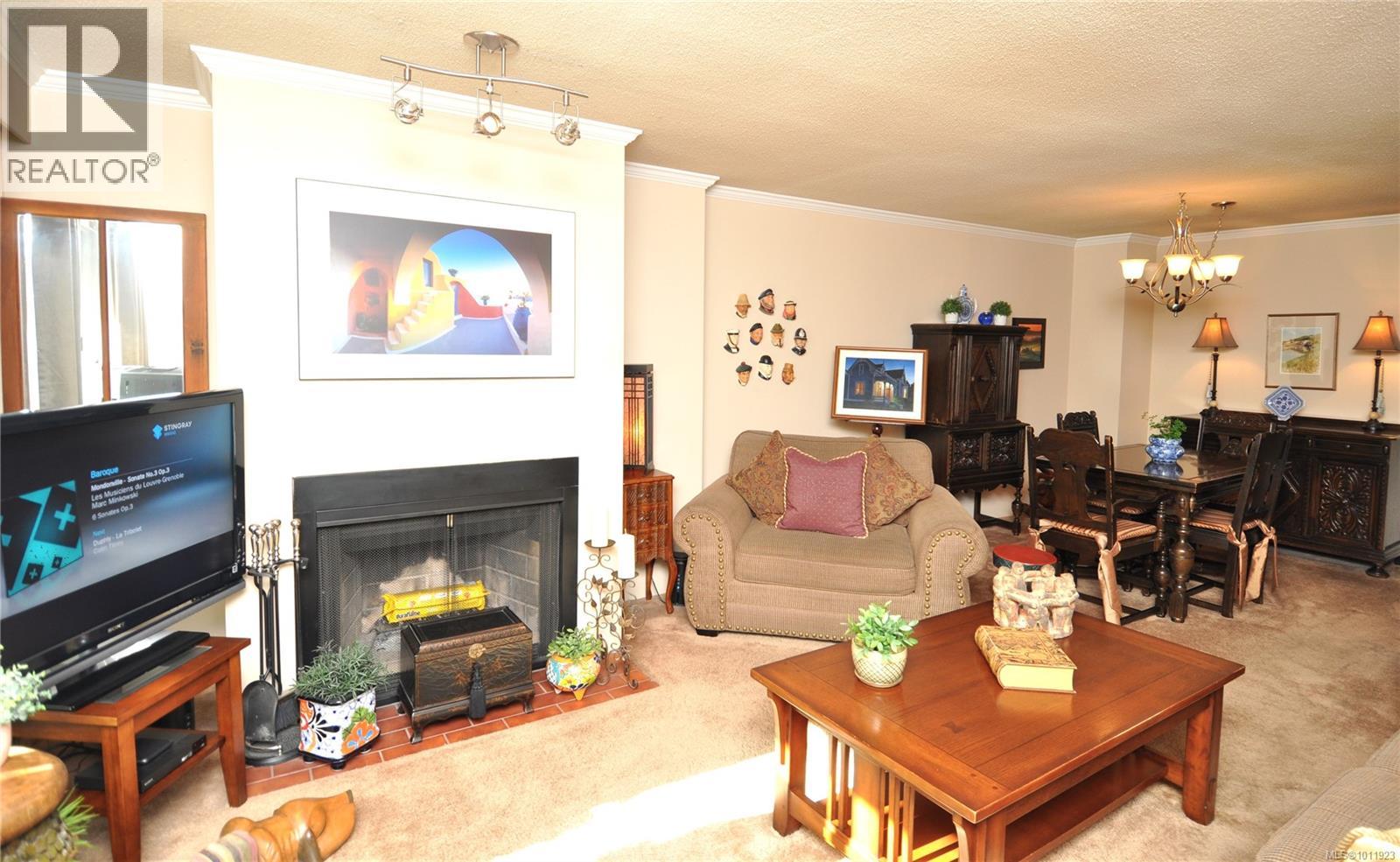 Photo 19 of 303 1068 Tolmie Ave, Saanich BC