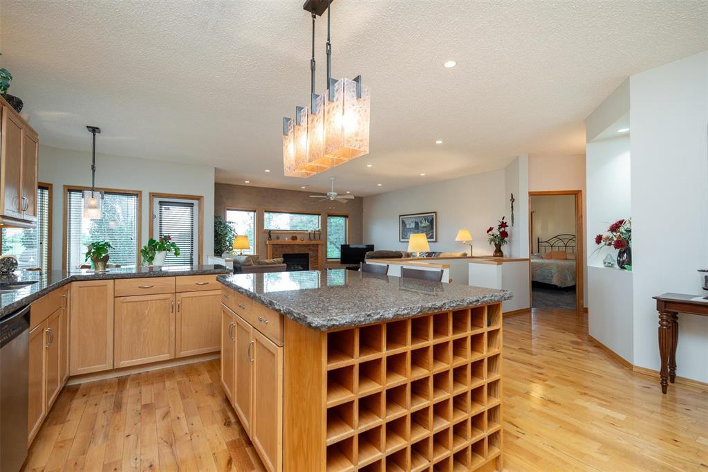 Photo 30 of 7 Winterhaven Drive, Winnipeg MB