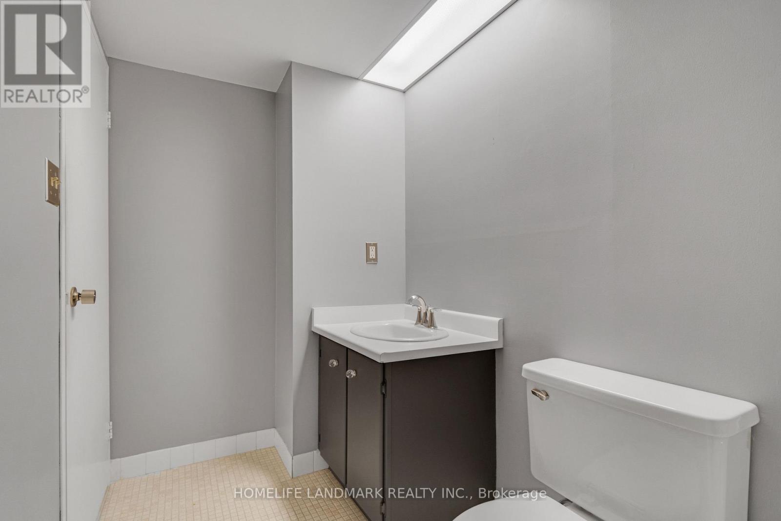 Photo 42 of 910 50 Elm Drive E, Mississauga ON