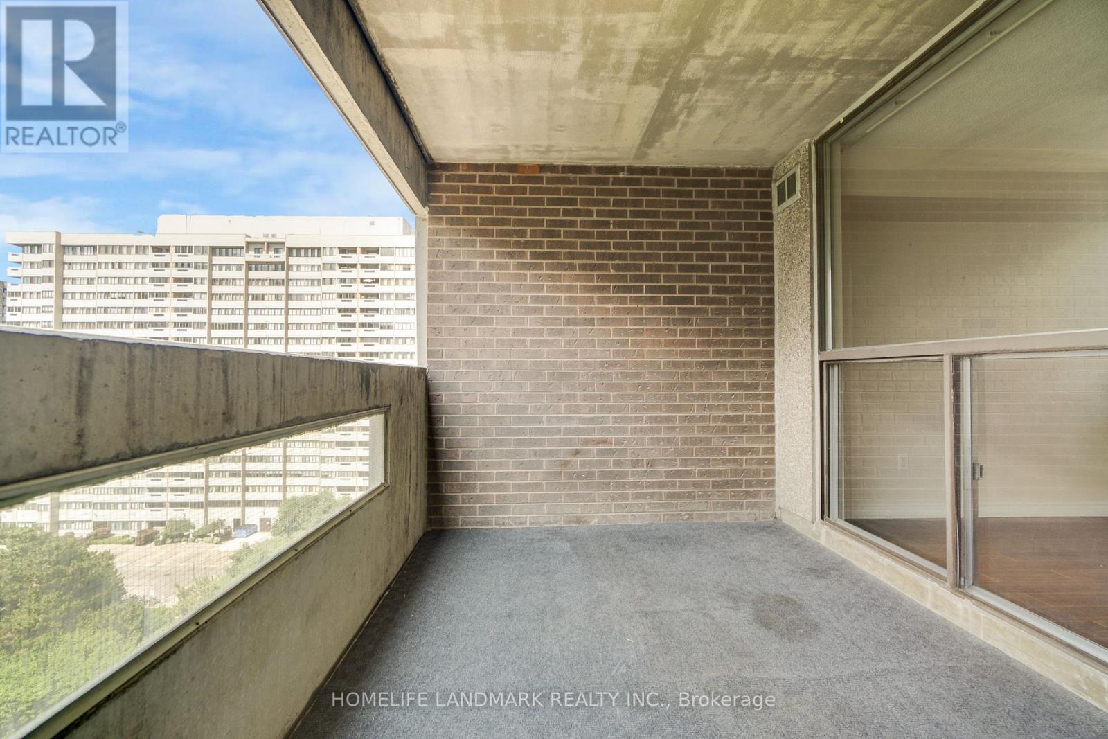 Photo 38 of 910 50 Elm Drive E, Mississauga ON