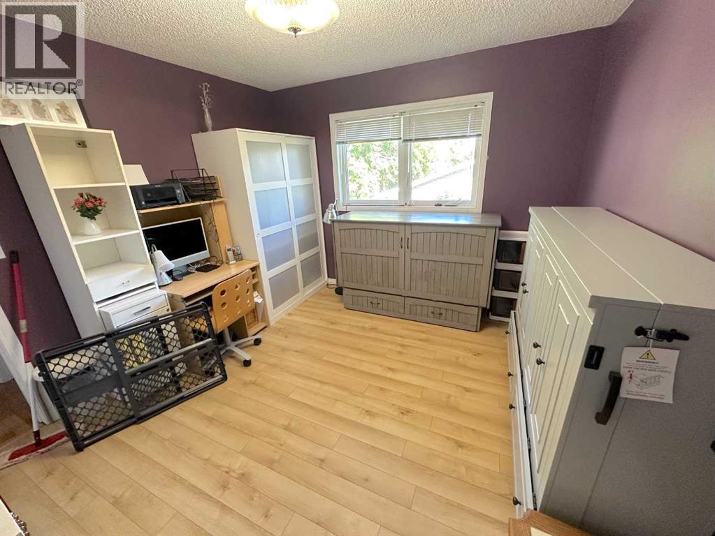 Photo 26 of 66 Niven Street, Red Deer AB