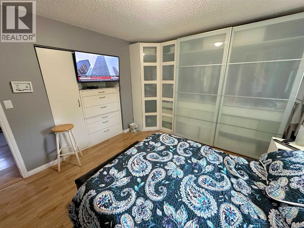 Photo 29 of 66 Niven Street, Red Deer AB