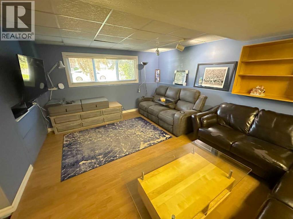 Photo 14 of 66 Niven Street, Red Deer AB