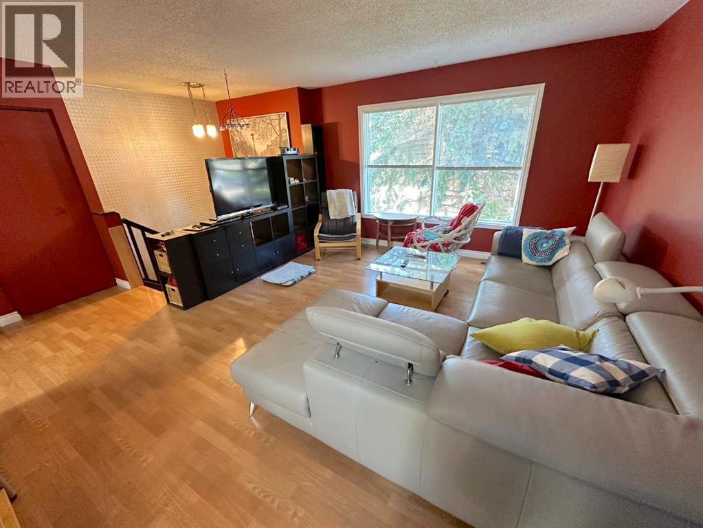 Photo 30 of 66 Niven Street, Red Deer AB