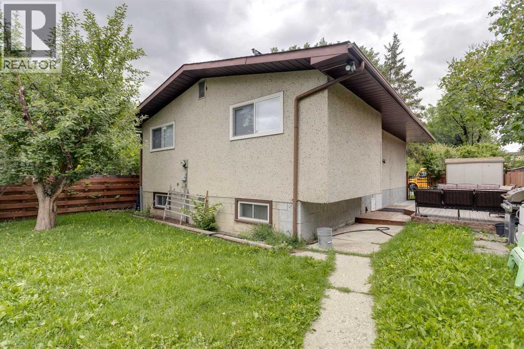 Photo 18 of 3036 33 A Street Se, Calgary AB