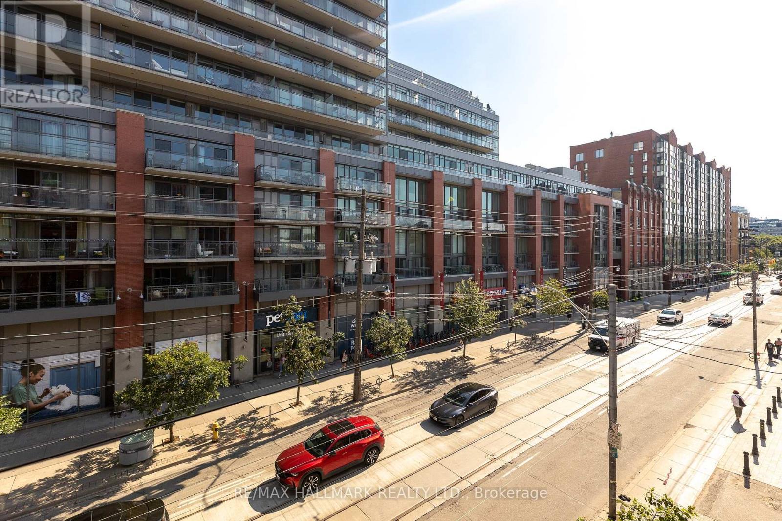 Photo 13 of 302 766 King Street W, Toronto ON