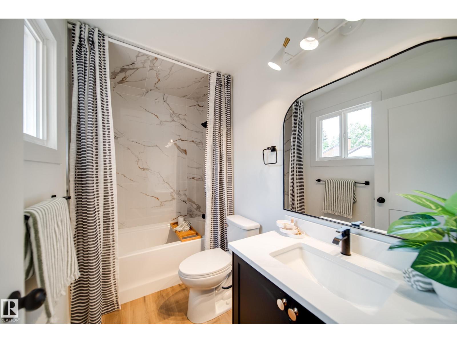 Photo 17 of 6098 Mill Woods Nw, Edmonton AB