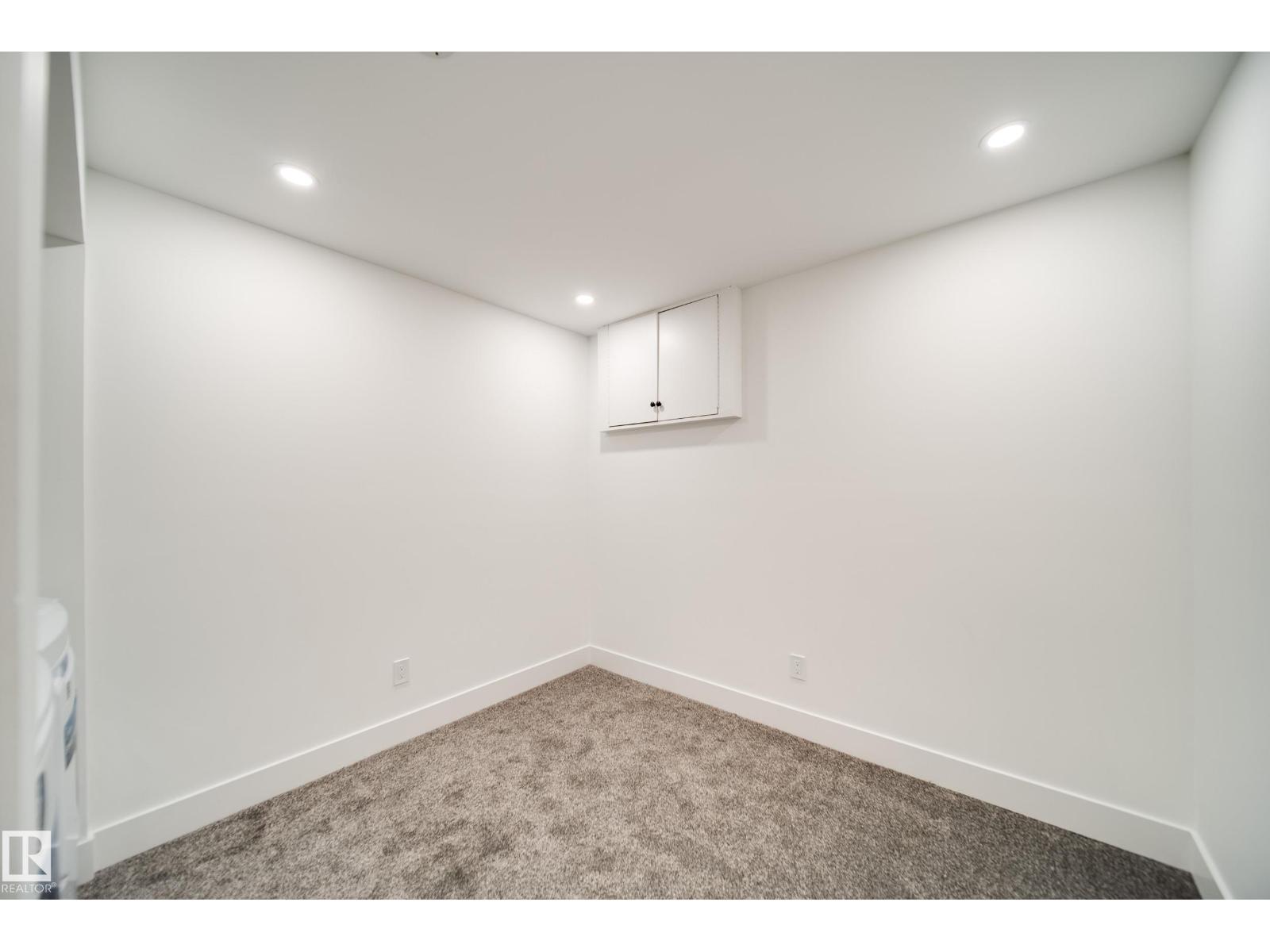 Photo 29 of 6098 Mill Woods Nw, Edmonton AB