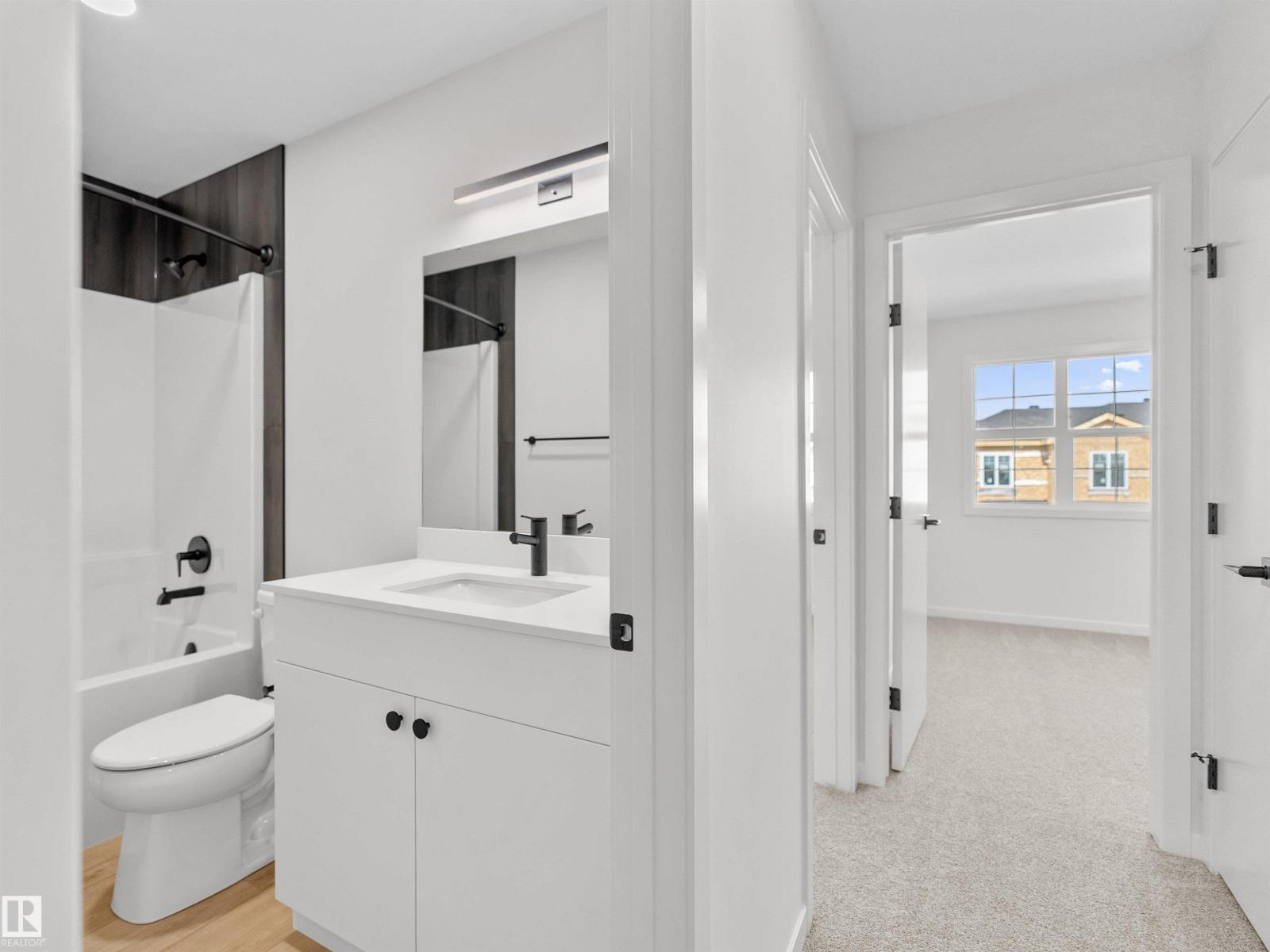 Photo 19 of 22919 80 Av Nw, Edmonton AB