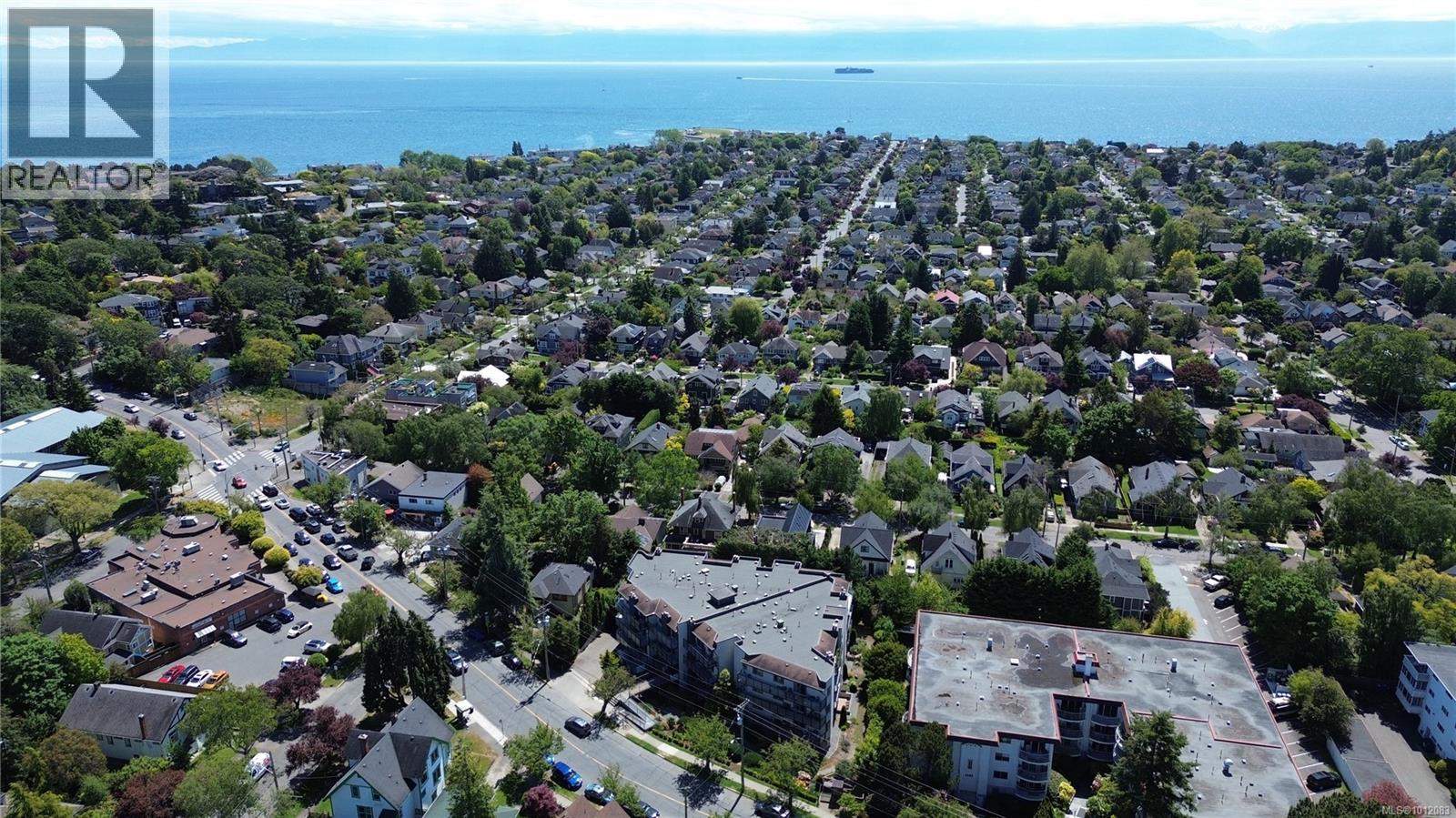 Photo 1 of 107 1241 Fairfield Rd, Victoria BC