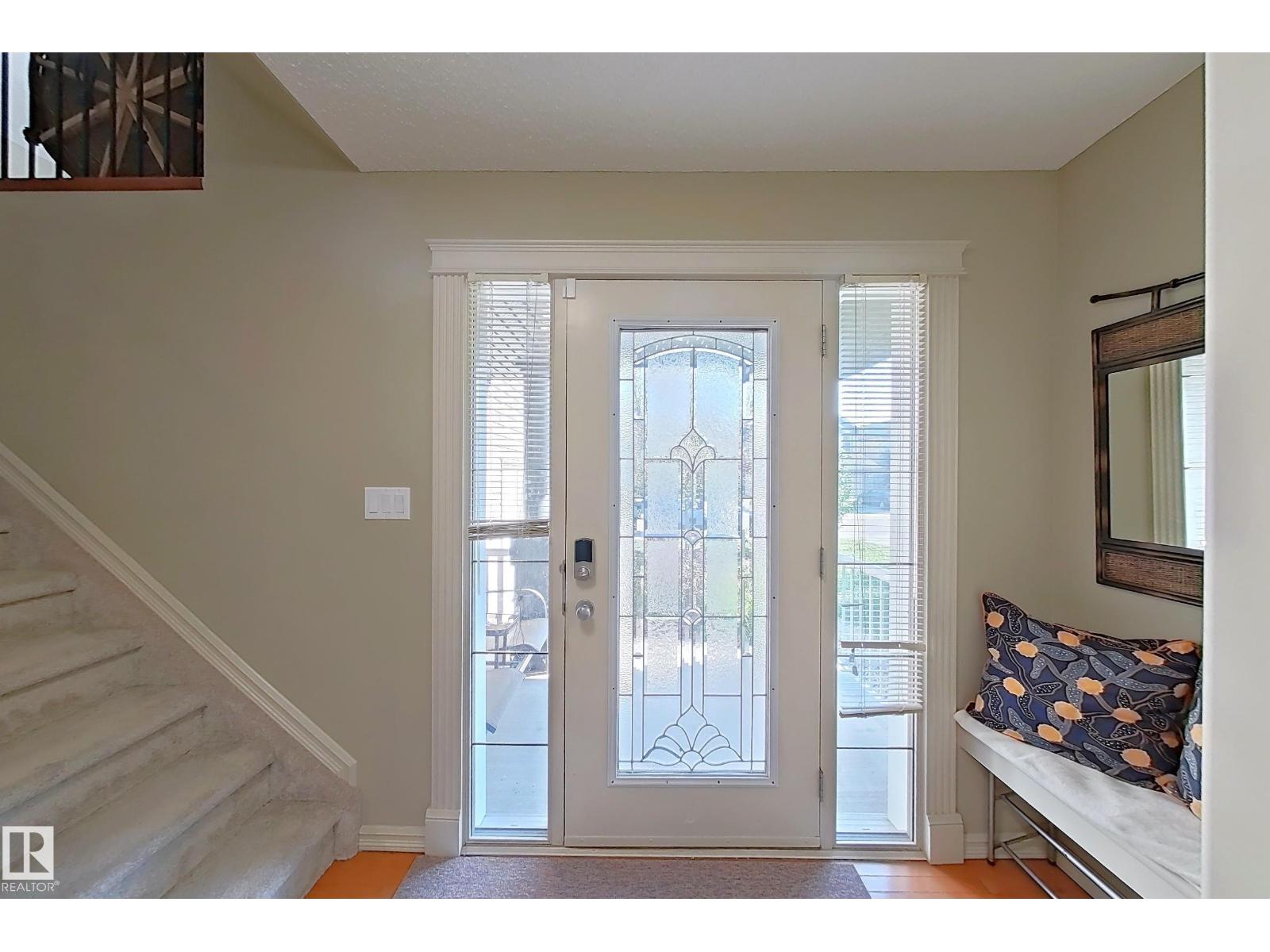 Photo 10 of 1206 Mckinney Co Nw, Edmonton AB