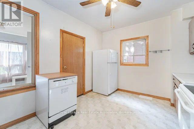 Photo 16 of 108 Case Street, Hamilton ON