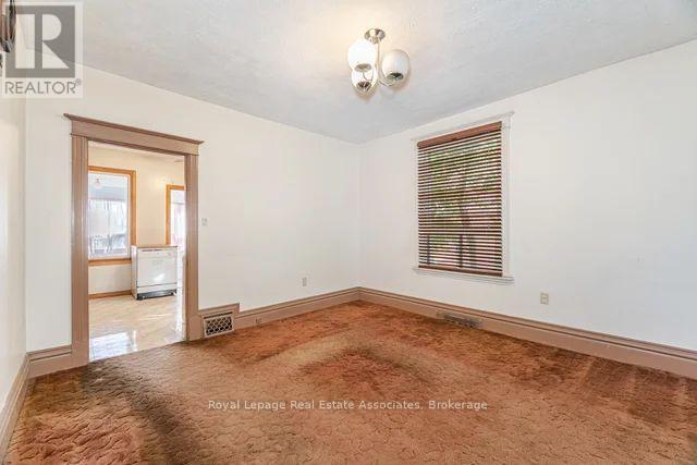 Photo 14 of 108 Case Street, Hamilton ON