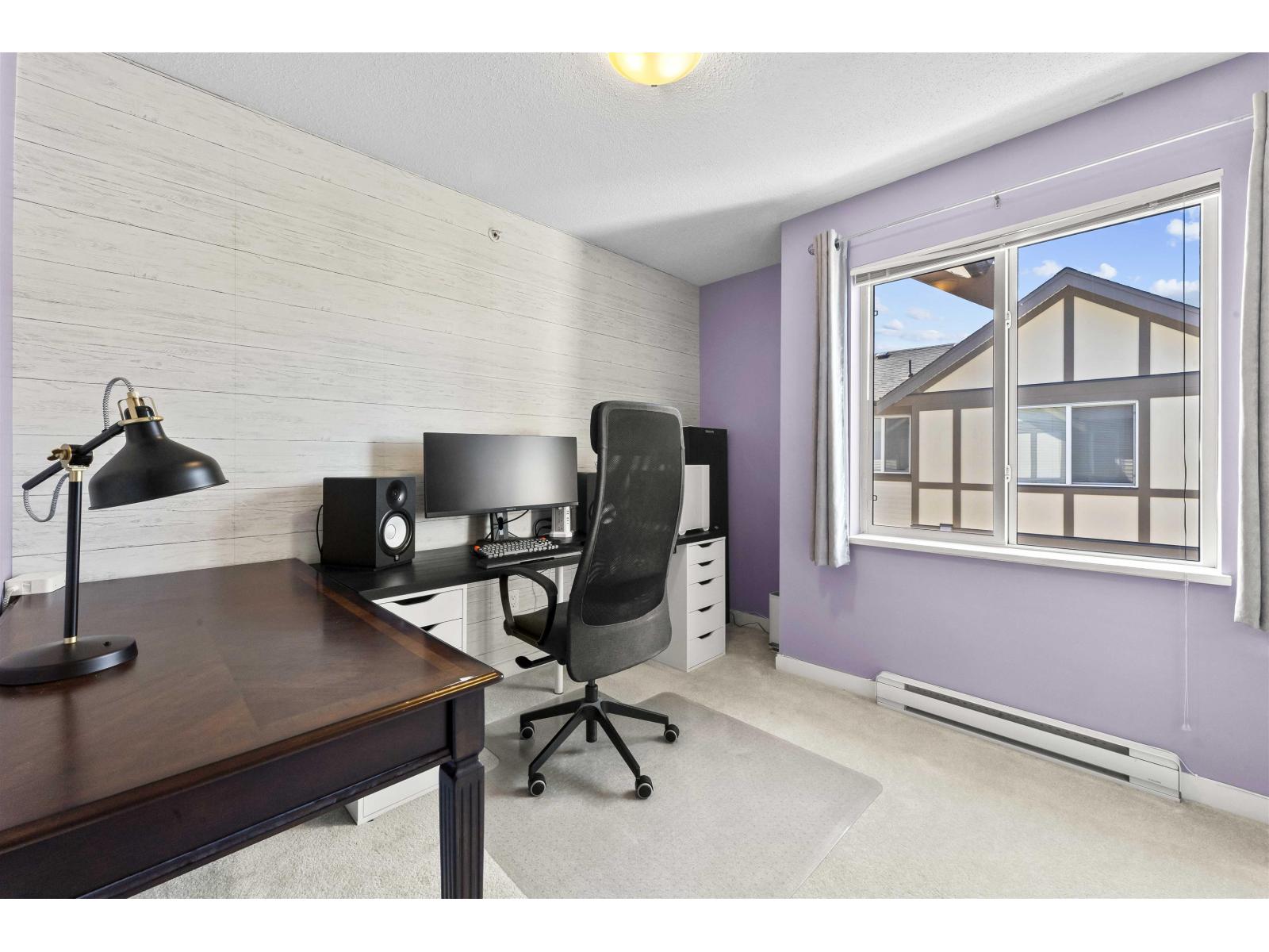Photo 4 of 13 7848 209 Street, Langley BC