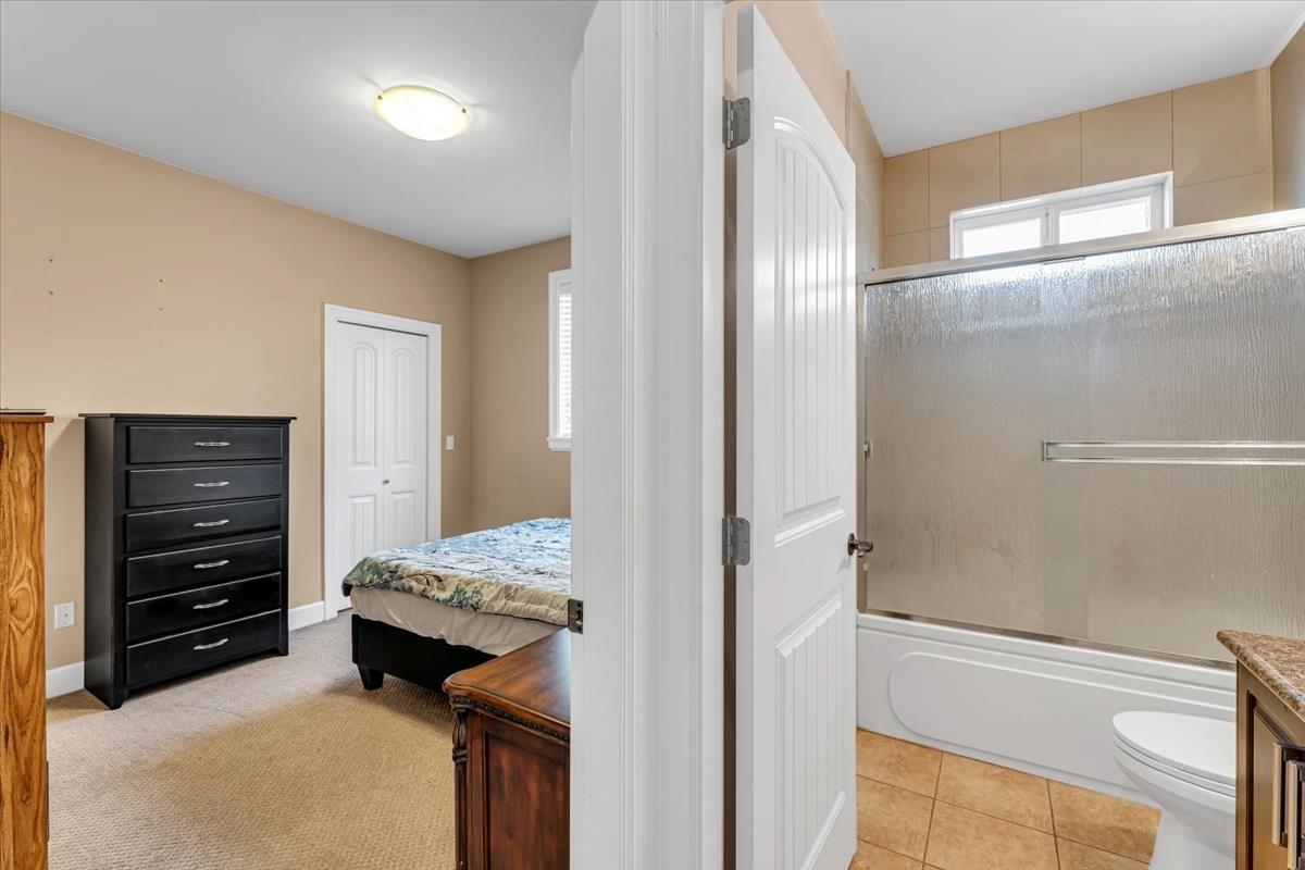Photo 37 of 11655 72 Avenue, Delta BC