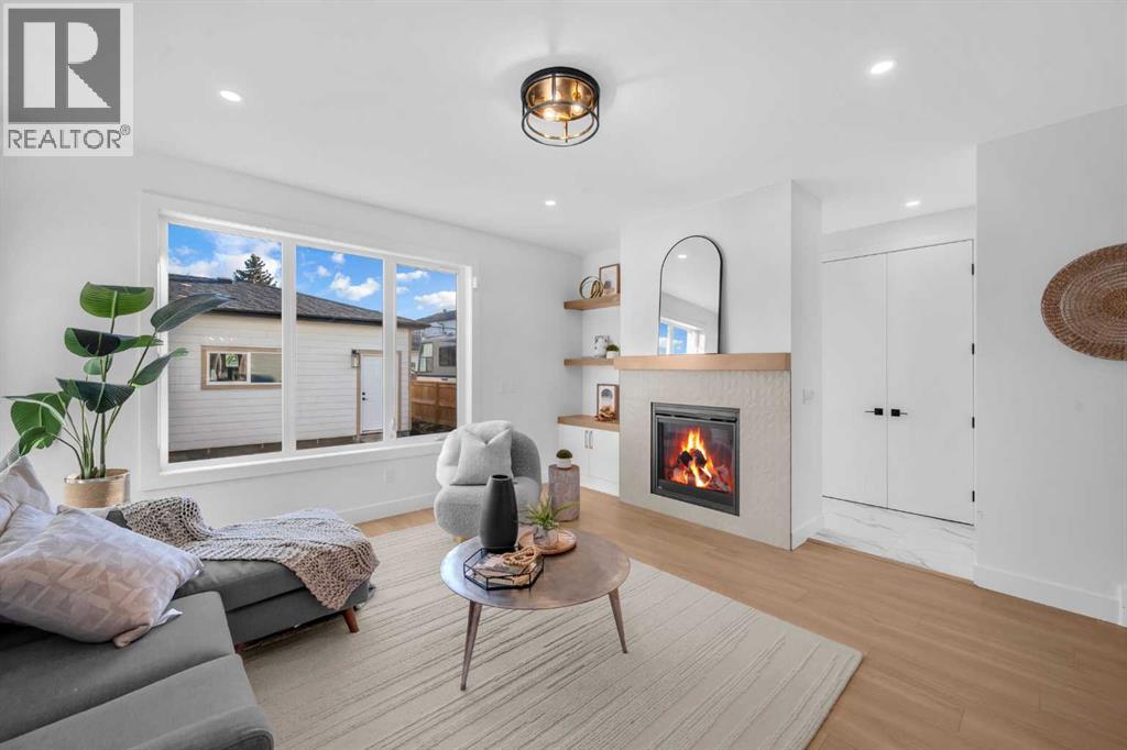 Single Family House for Sale in  Bowglen Road NW Bowness Calgary 