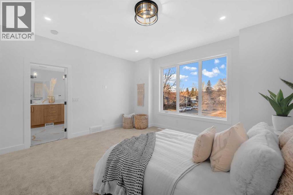 Single Family House for Sale in  Bowglen Road NW Bowness Calgary 