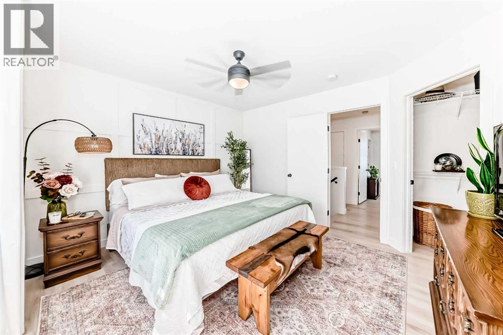 Photo 19 of 22 Vincent Gate, Sylvan Lake AB