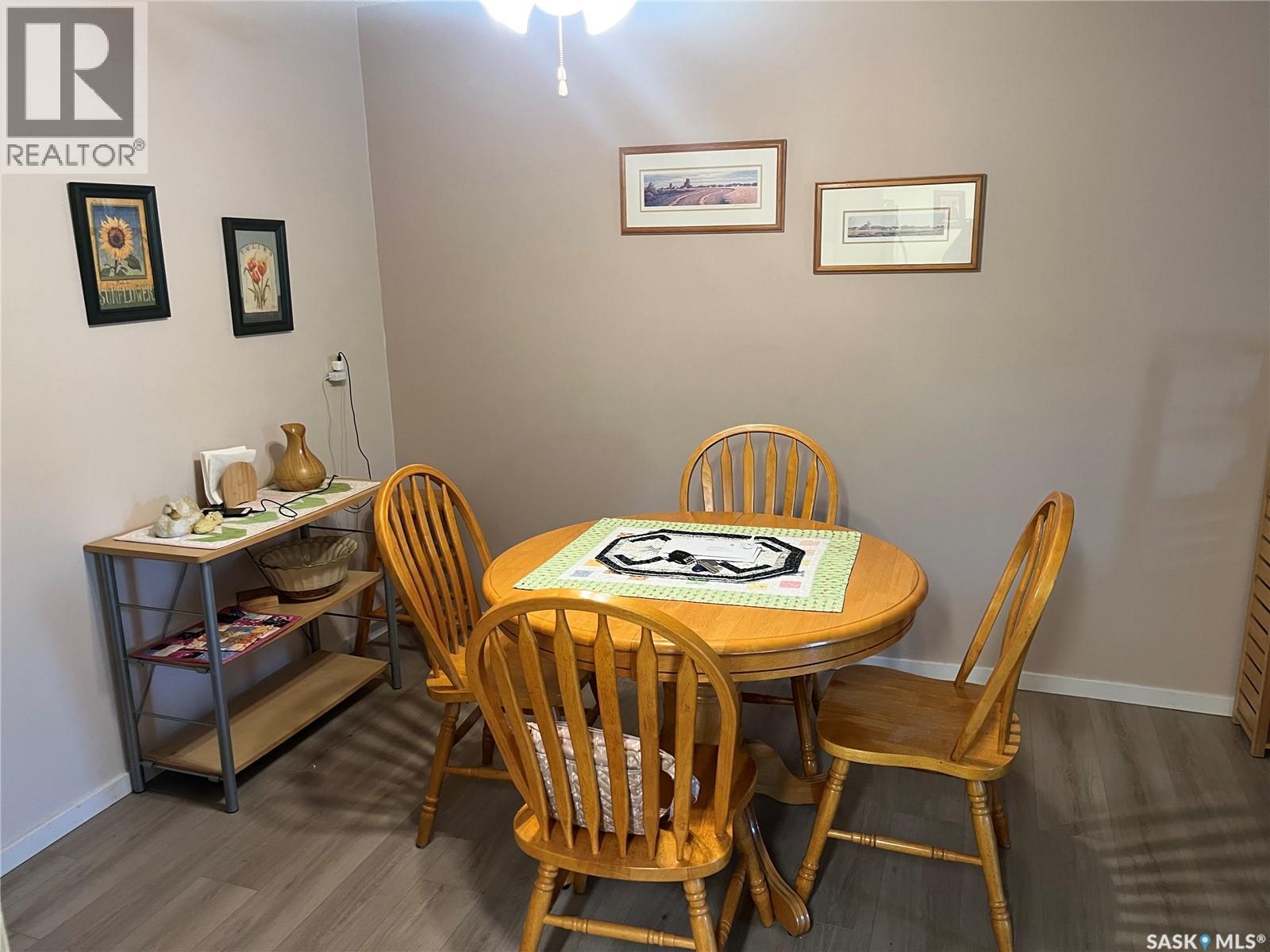 Photo 13 of 120 3410 Park Street, Regina SK