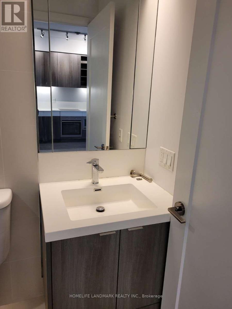 Photo 1 of 905 101 Erskine Avenue E, Toronto ON